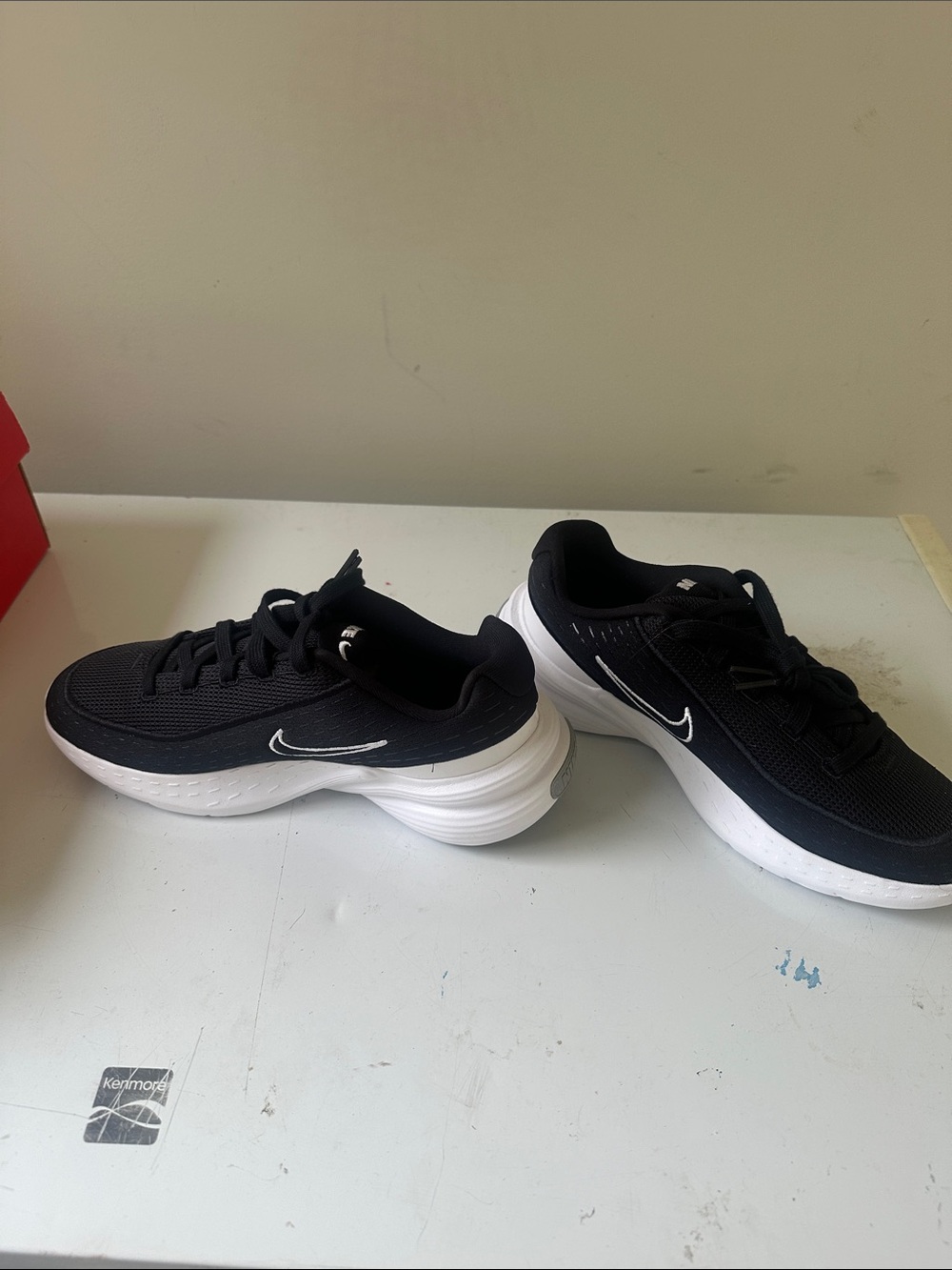 Nike Kids Black and White Cushion-Run Sneakers